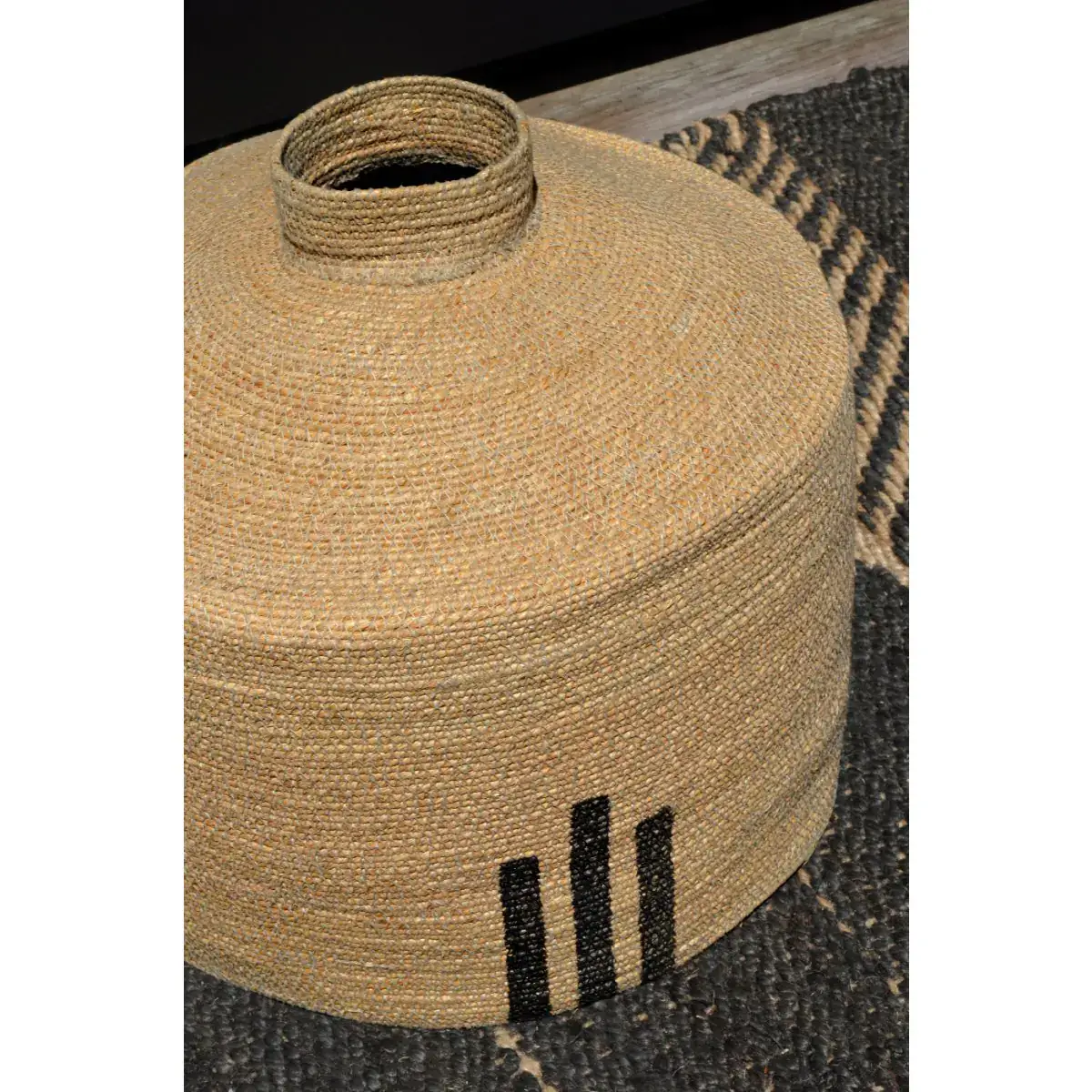 B A O B A B - Maison - Wholesale Vase - Graphic Vase Charcoal Lines1