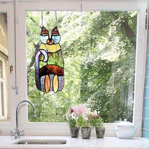 How to hang your stained glass suncatcher 