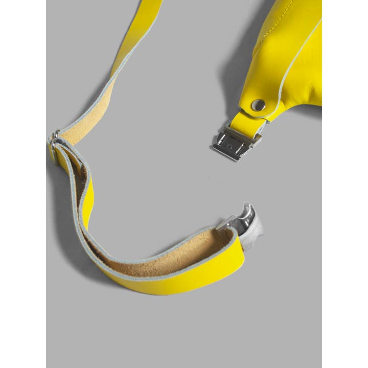 normal Behaviour - Wholesale Belt Bag - Women's - Hippack waist bag in Green, Yellow, Brown & Black, adjustabl15