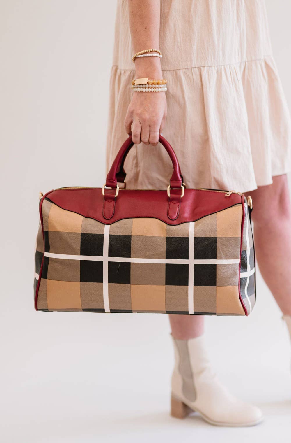 modern and chic - Wholesale Weekender Bag - Women's - Vienna Overnighter0