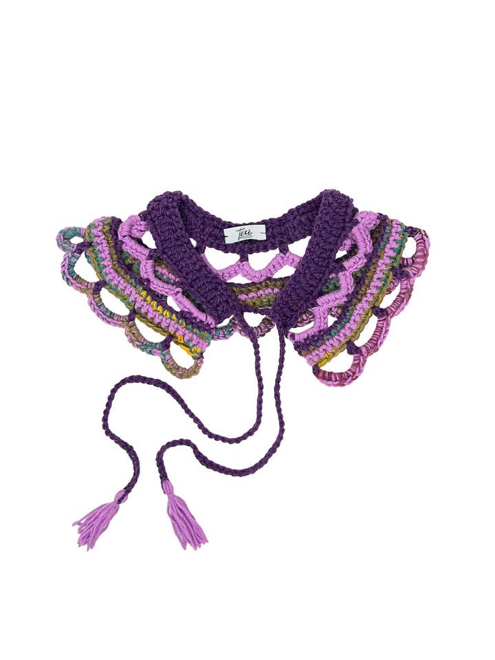 Purple and lilac wool crocheted collar per la vendita all'ingrosso da parte di Tétè Accessories