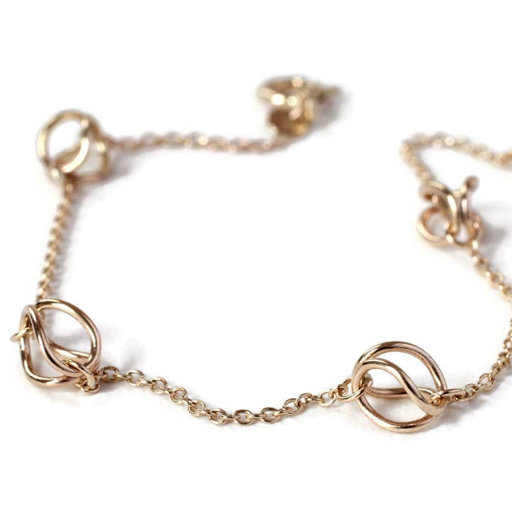 Grossist: Evig knut-halsband -N201YG för wholesale av Linn.