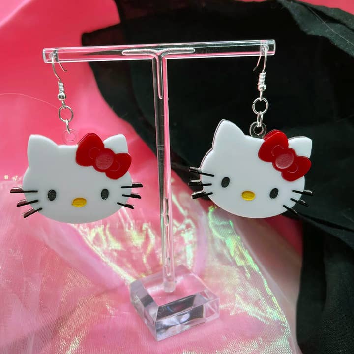 Grlpwr Art - Wholesale Dangle Earrings - Sanrio Cuties Handmade Acrylic Dangle Earrings3