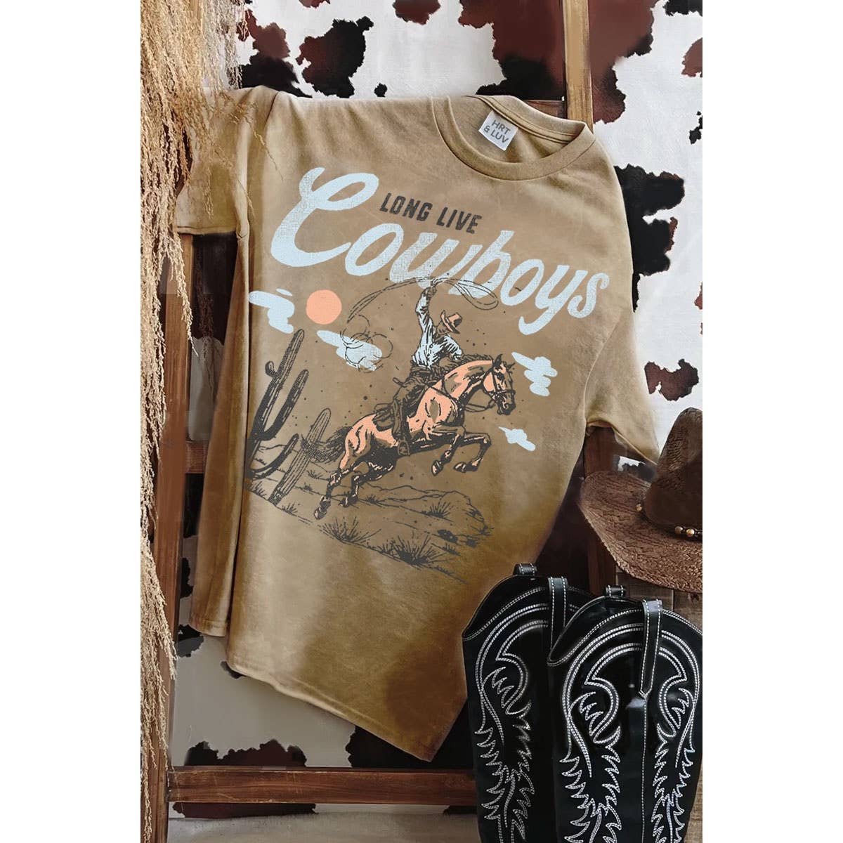 HRTandLUV - Wholesale T-Shirt (Graphic) - Women's - LONGLIVE COWBOYS  MINERAL GRAPHIC TEE0