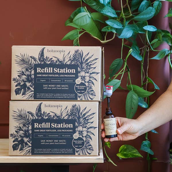 Botanopia - gifts , decor and cards for plant lovers - Vendita all'ingrosso Fertilizzanti - Stazione di Ricarica da 5L per il Miglior Fertilizzante Organico per Piante