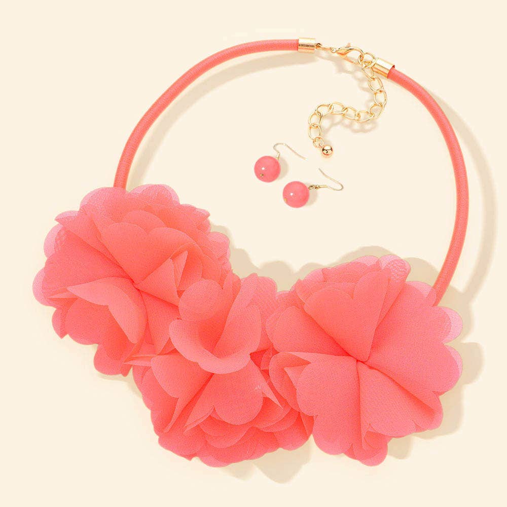 Sensibling Corp. – wholesale Smycken – Halsband med blomma av tredubbel nätväv6