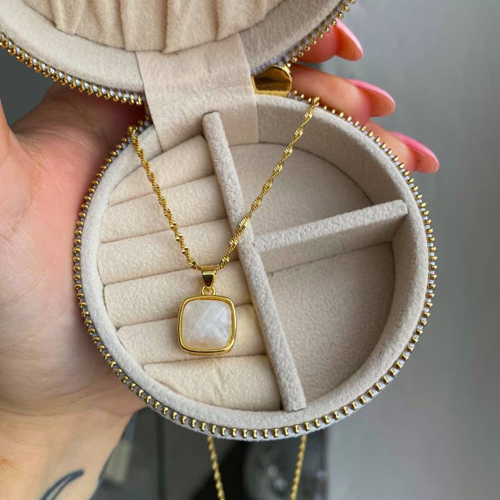 Callie for engroshandel hos indie moon