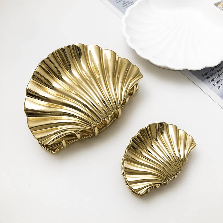 LadyJuneAccessories – wholesale Hårklämma - Dam – Skalformade metallhårkloklämmor, eleganta hårtillbehör