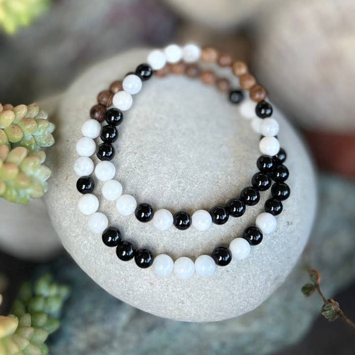 Coppia di braccialetti in codice Morse con scritta «I love you» per la vendita all'ingrosso da parte di Gogh Jewelry Design