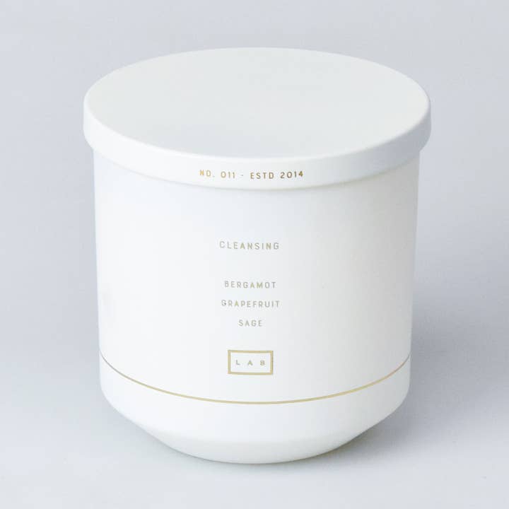 Reinigende aromatische kaars met groene theepot voor wholesale door LAB Candles