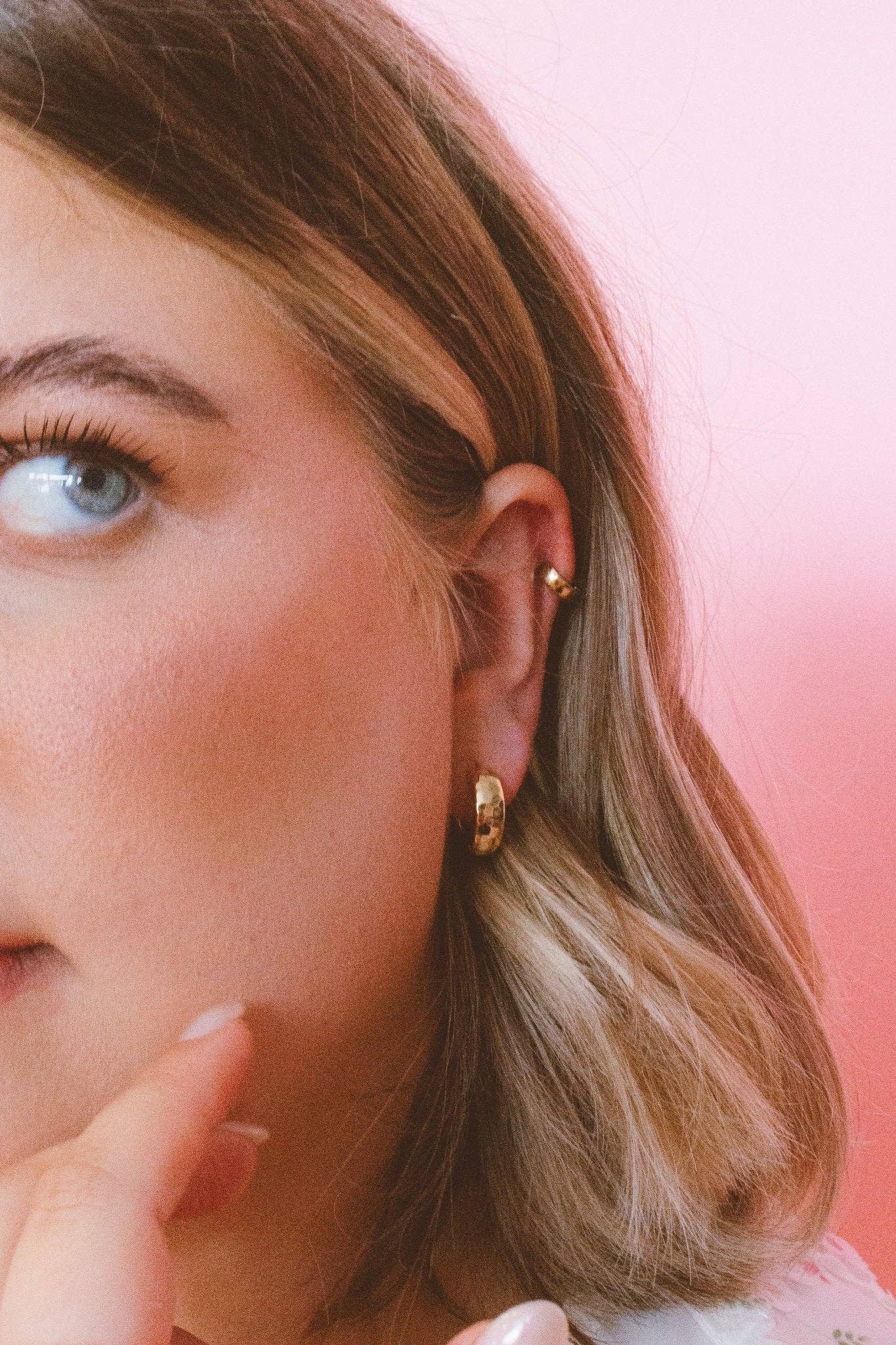 Shop Andi - Wholesale Hoop Earrings - Gold Hammered Hoops - Hypoallergenic4