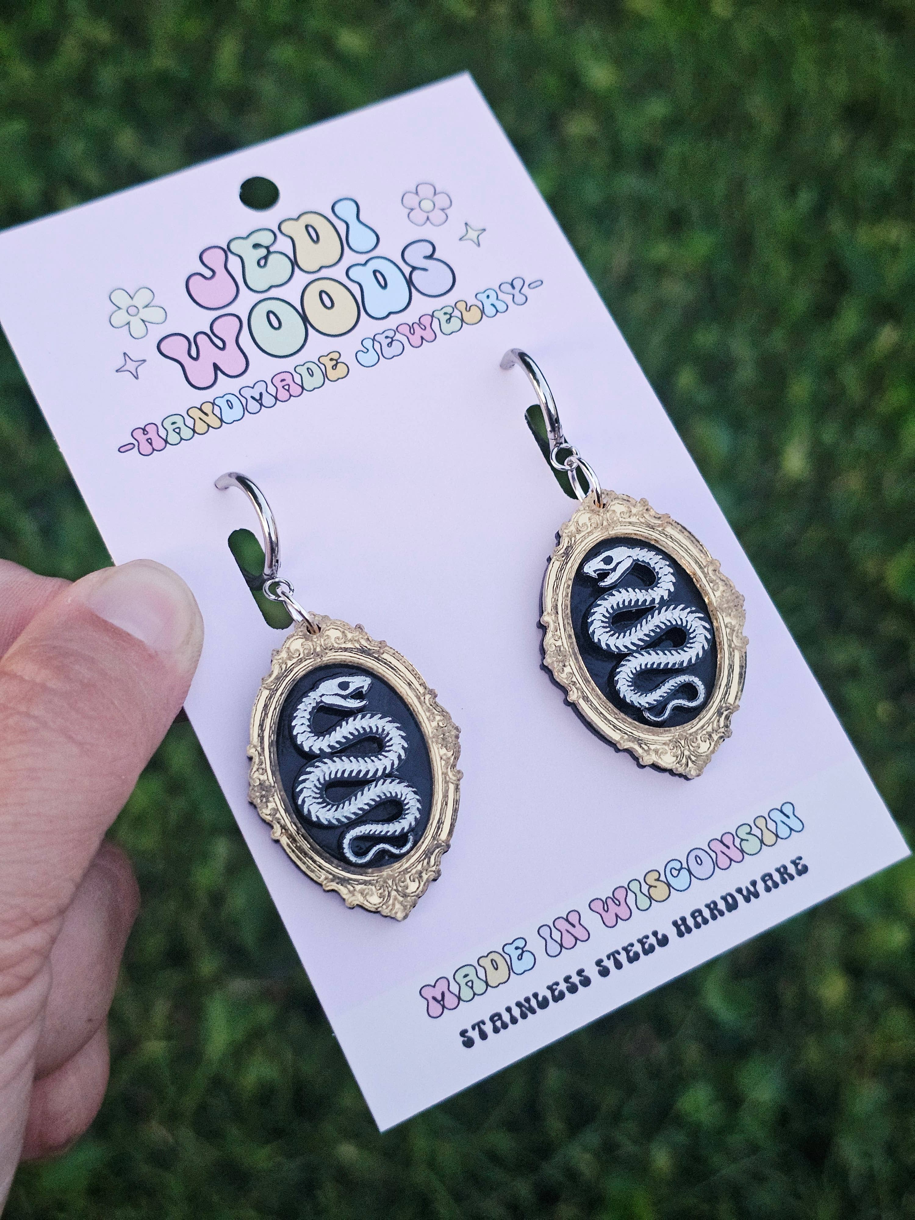 Jedi Woods LLC – Brincos de argola por atacado – Brincos com Estrutura de Esqueleto de Cobra (Compatível com Alargadores)3