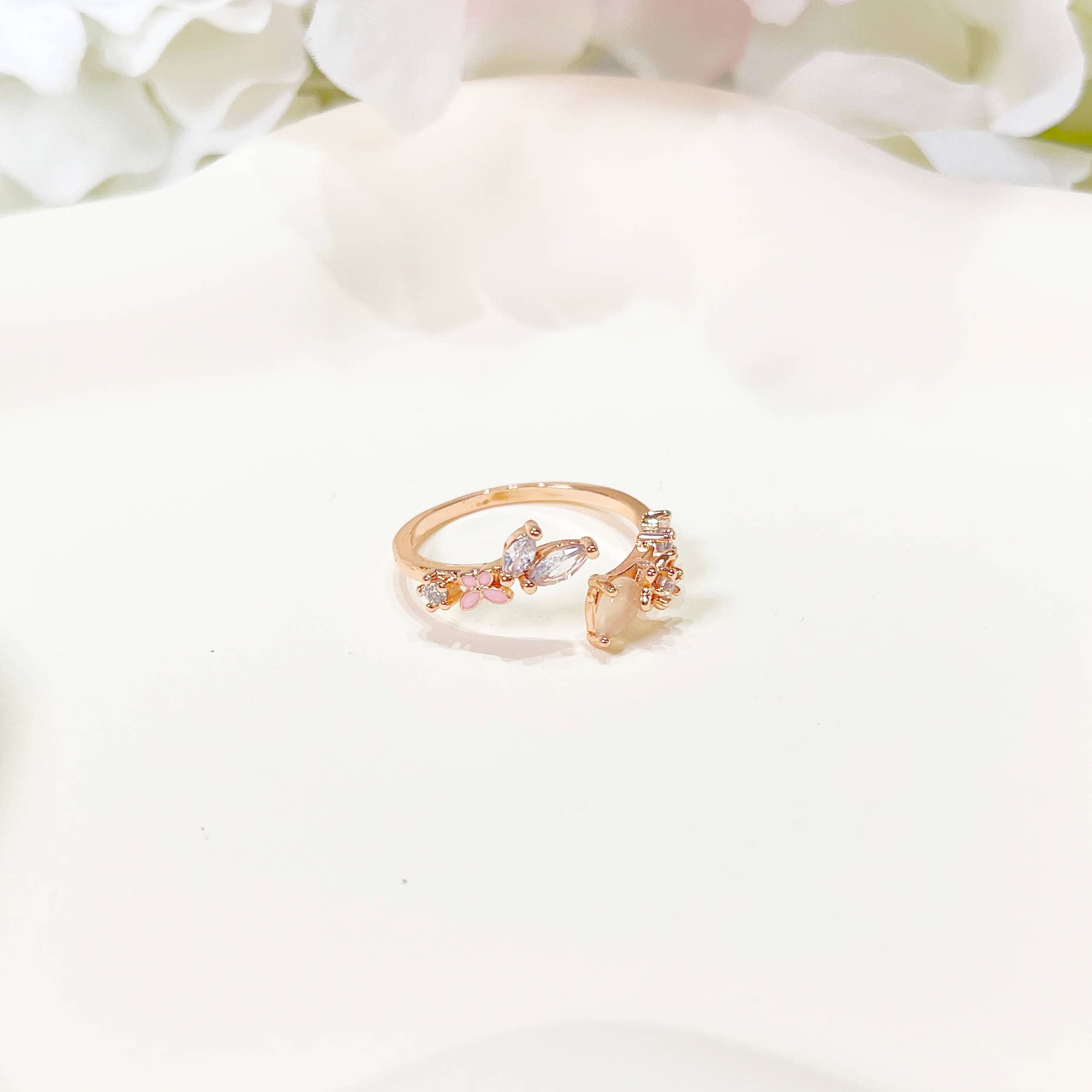 Melange Blanc – Anel multi-pedra por atacado – Anel R013 Flor Rosa, anel com pedra preciosa rosa, anel floral