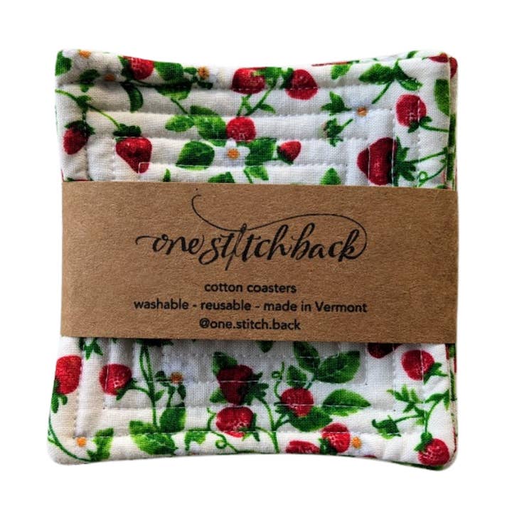 Erdbeer-Steppdecken-Untersetzer für den Großhandel von One Stitch Back