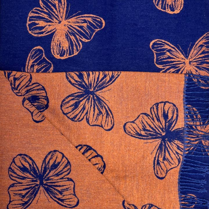 Lili Scarves (US Duty Free) – wholesale Halsduk - Dam – Fjäril Kasmirblandning Vinterscarf4