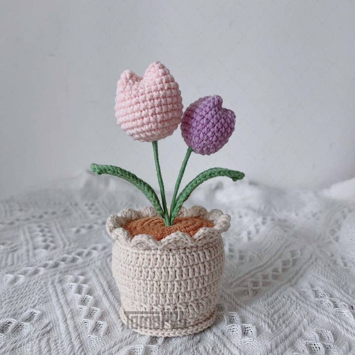 TOMOPOD LLC - Wholesale Decorative Tabletop Object - Crochet Tulip Flower Pot, Knitted Flowers, Home Office Decor
