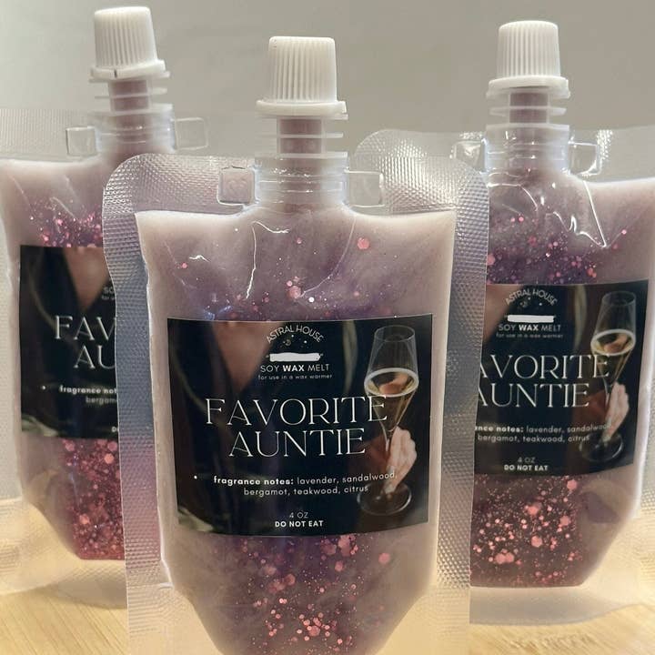 'Favorite Auntie' Squeeze Wax™ Squeezable Soy Wax Melt for wholesale by Astral House Aromas