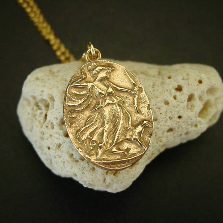 Vis a Vis Jewelry - Wholesale Pendant/Charm Necklace - Small Artemis Cameo Necklace - Diana the Huntress