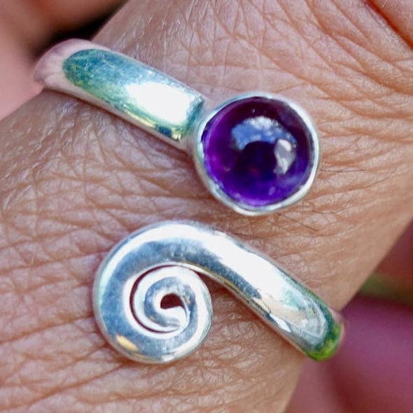 Mistry Gems - Wholesale Single Stone/Solitaire Ring - Unisex Adjustable Amethyst Ring | 925 Sterling Silver, R61A0
