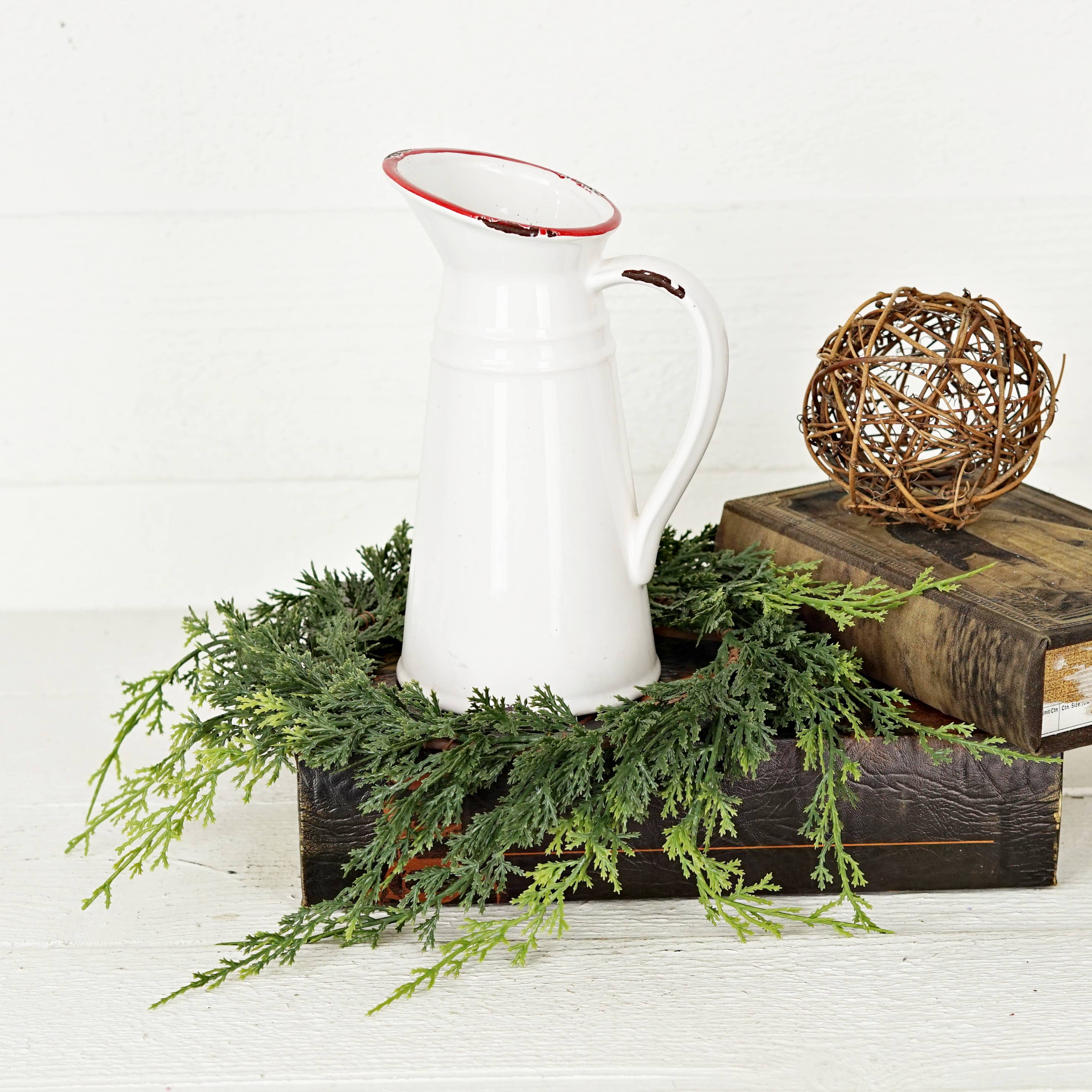 Holiday Depot Inc. - Wholesale Wreath - 510370- 18in(6.5in) Wispy Wreath-Mixed Green Cypress Pine3