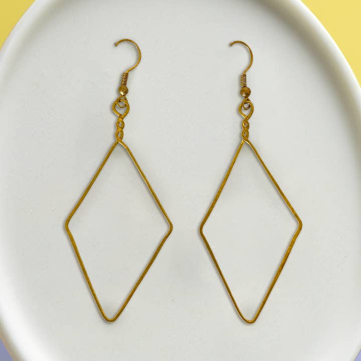 Highland Heritage Brass Wire Earrings - Thailand for wholesale by Lumily