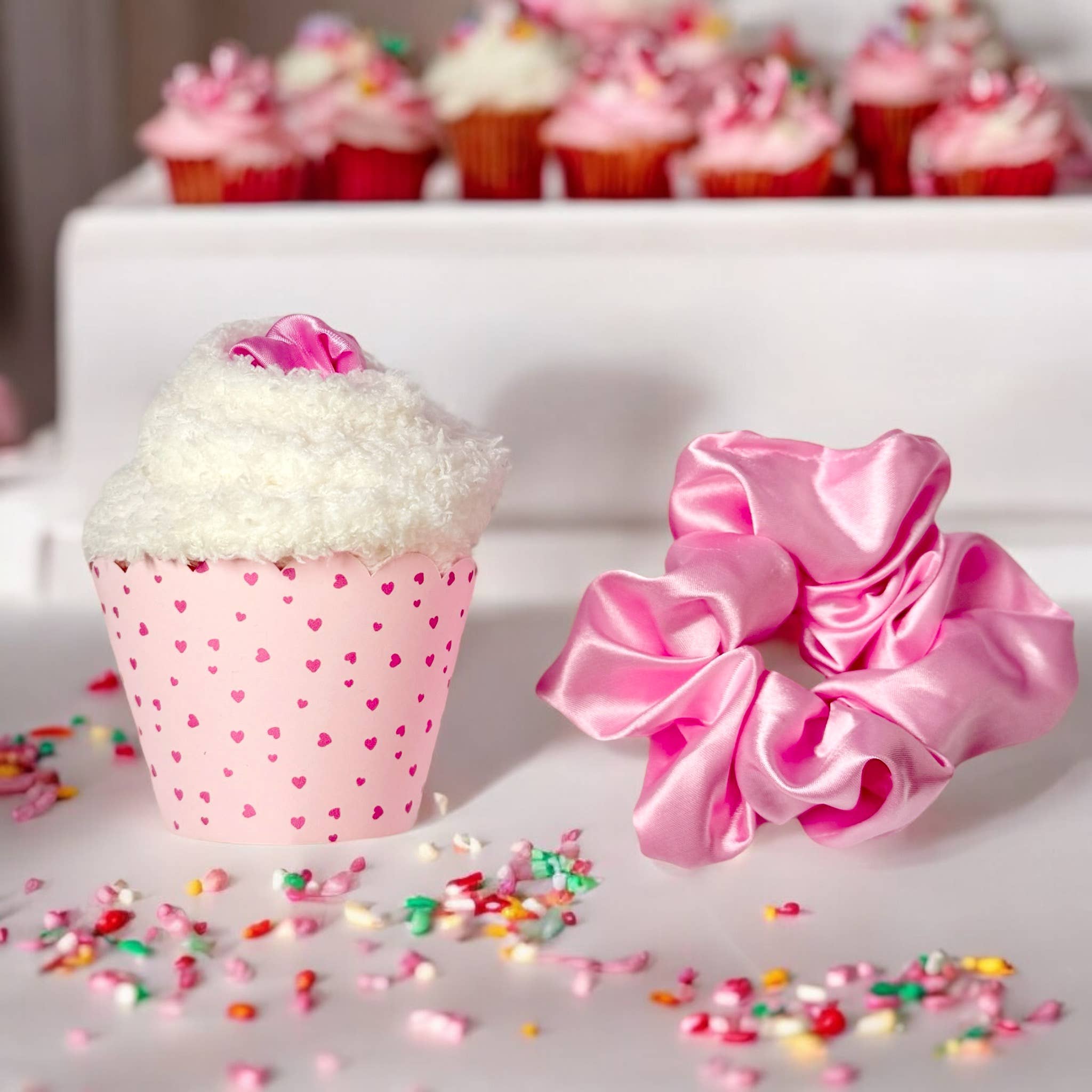 Dabble Doll – Großhandel Socken – Damen – Gemütliche Cupcake-Socken mit Haargummi1