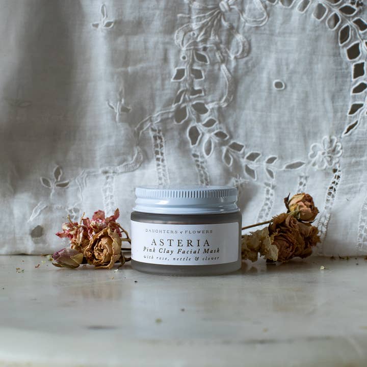 Daughters of Flowers - Vente Masque pour le visage - MASQUE FACIAL ASTERIA ARGILE ROSE avec ortie rose et trèfle