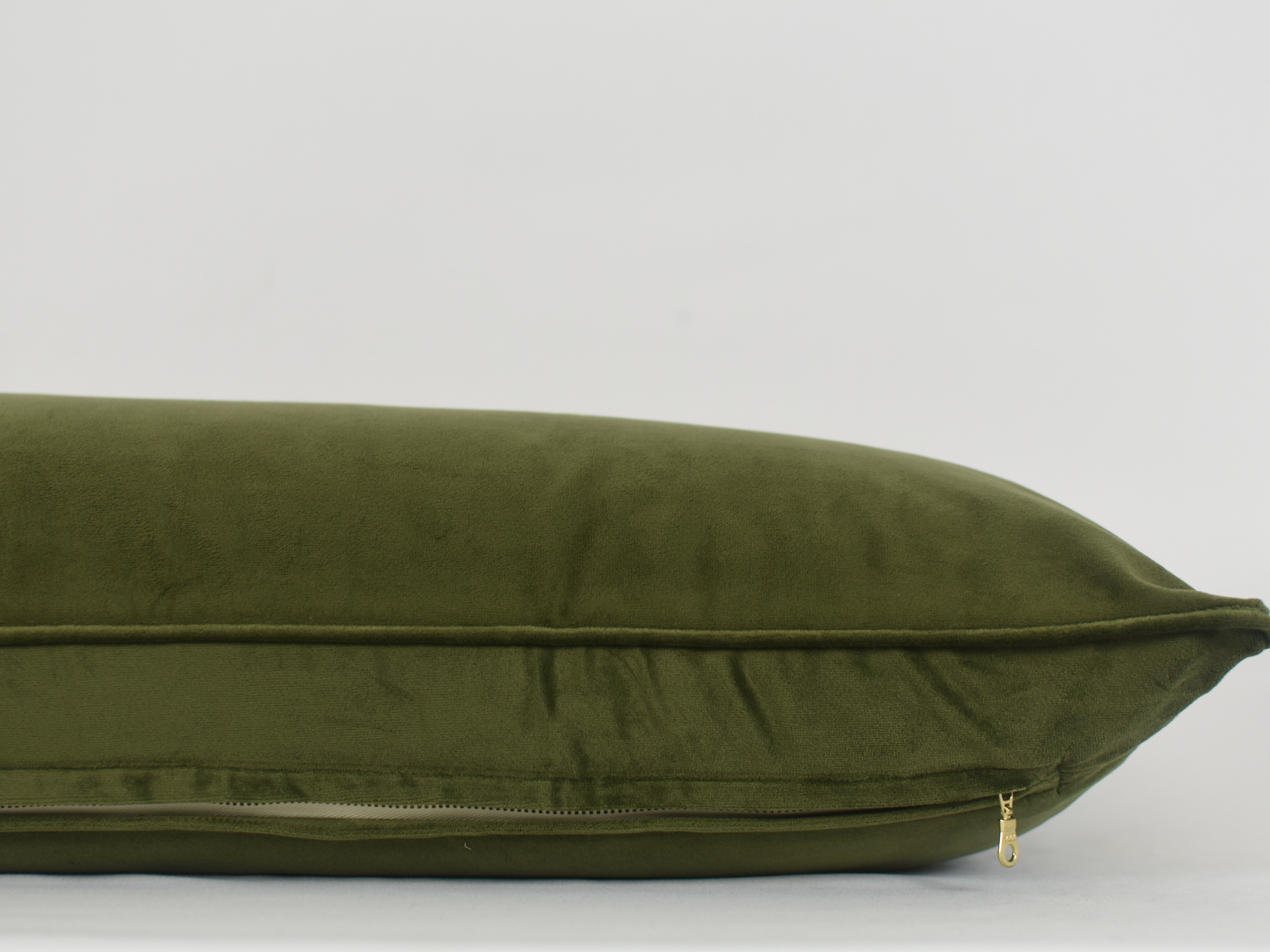 Xasmin Interiors LLC - Wholesale Throw Pillow Cover - Sidra Green Pillow - Solid Velvet Pillow with piping5