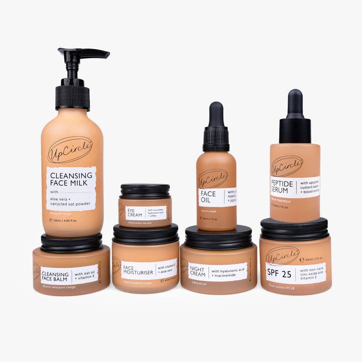 UpCircle Beauty UK – wholesale Retailer sample – Beauty & wellness – Sustainable anti-ageing + hydrating facial - retailer sample10