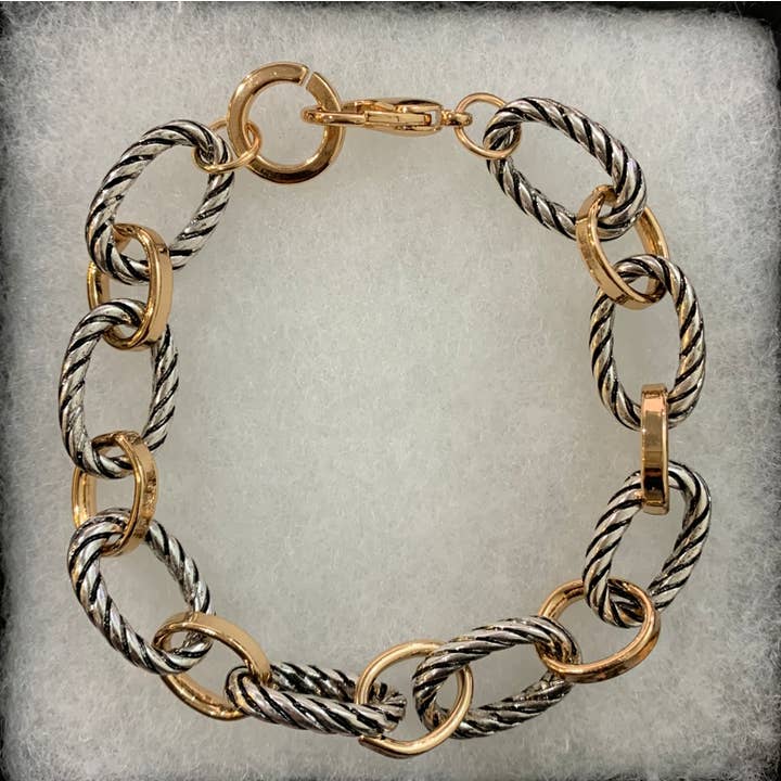 FR4603 Silver & Gold Oval Link Chain Bracelet with Lobster for wholesale by 0011 PREMIERE