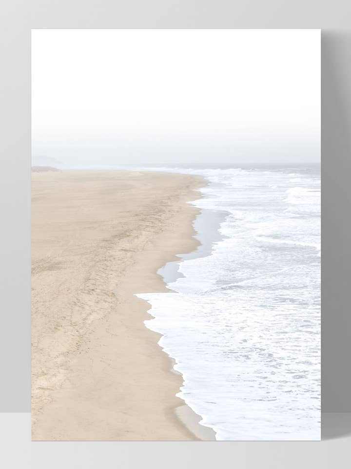 Strand-/Ozean-Kunstdruck. Meersandwellen. Minimalistische Kunst im skandinavischen Stil für den Großhandel von PRINT AND PROPER