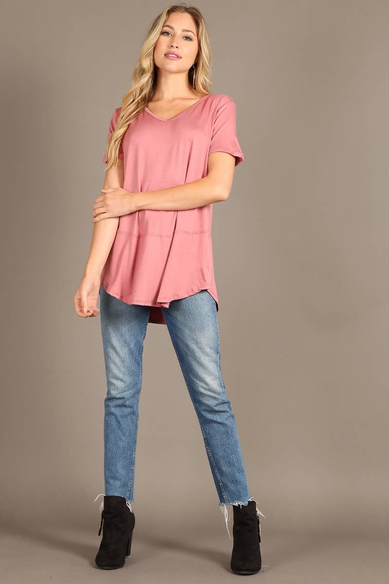 Bella Berry USA - Wholesale Blouse - Women's - Short sleeve, loose fit top with rounded hem.1