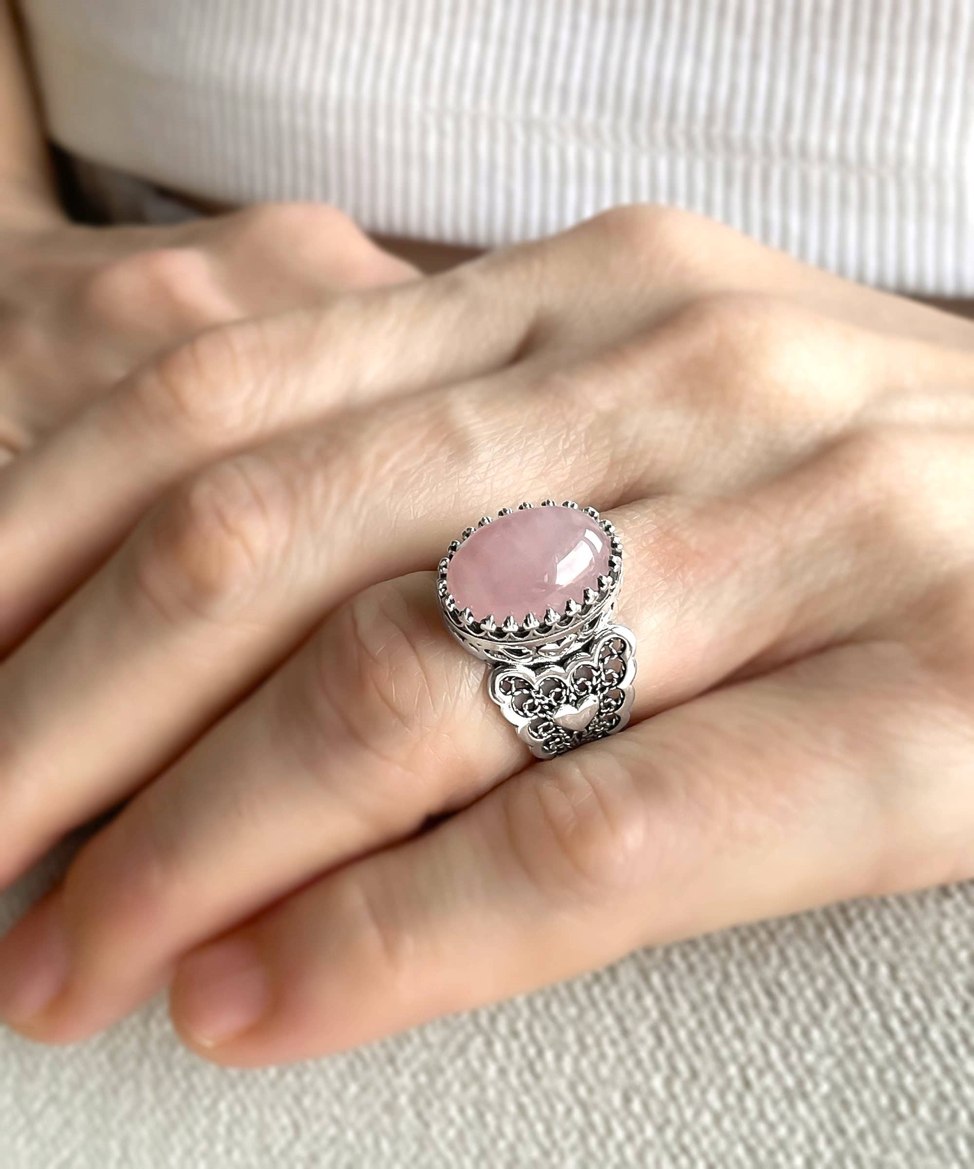 Filigranist Jewelry - Venta al por mayor Anillos grandes/de cóctel - Anillo de plata para mujer con doble corazón de cuarzo rosa.4