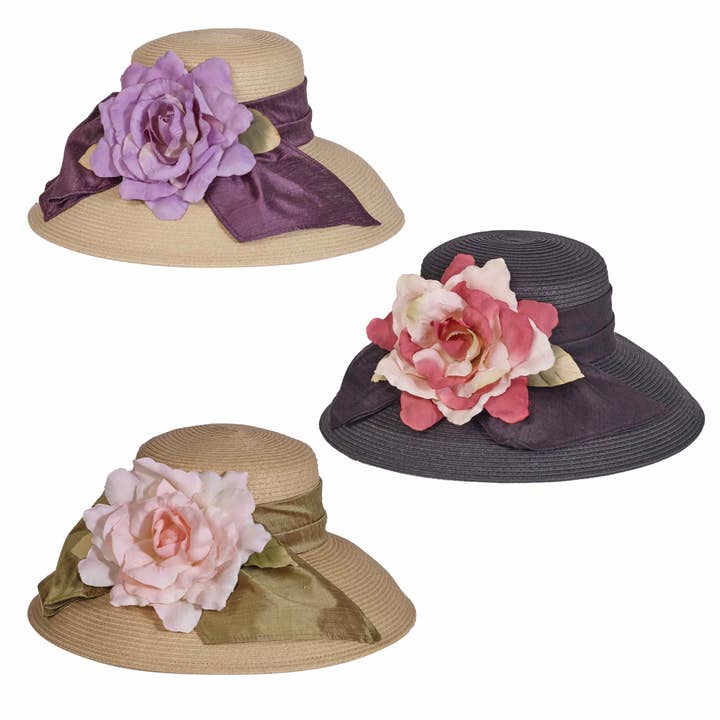 Abat-jour à bordure en soie pour la vente par Toucan Hat Company/ Carole Amper