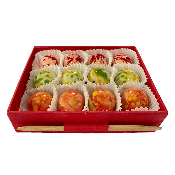 12p Spicy chocolate trio for wholesale by Knipschildt Chocolatier