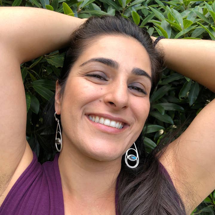 JAYA MOKSHA - Wholesale Dangle Earrings - Silver Vesica Piscis Earrings with Labradorite Crystal Stunn