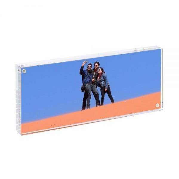 Canetti Design Group Inc. - Wholesale Picture Frame - Original Magnet Frame