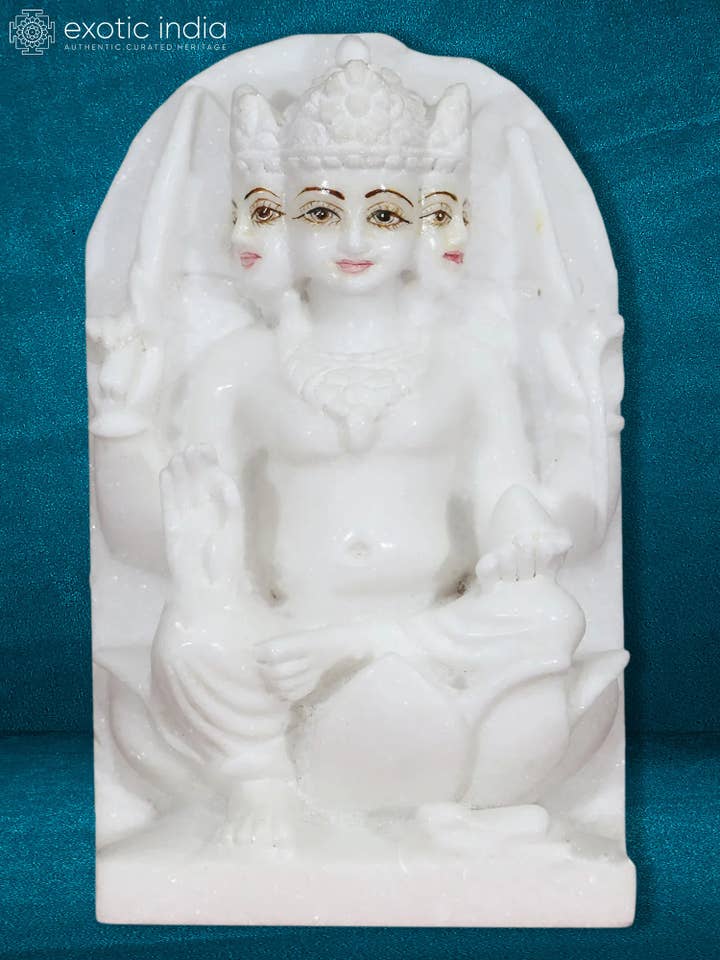 12 „hvid marmor Kartikeya statue til tilbedelse for engroshandel hos Exotic India Art