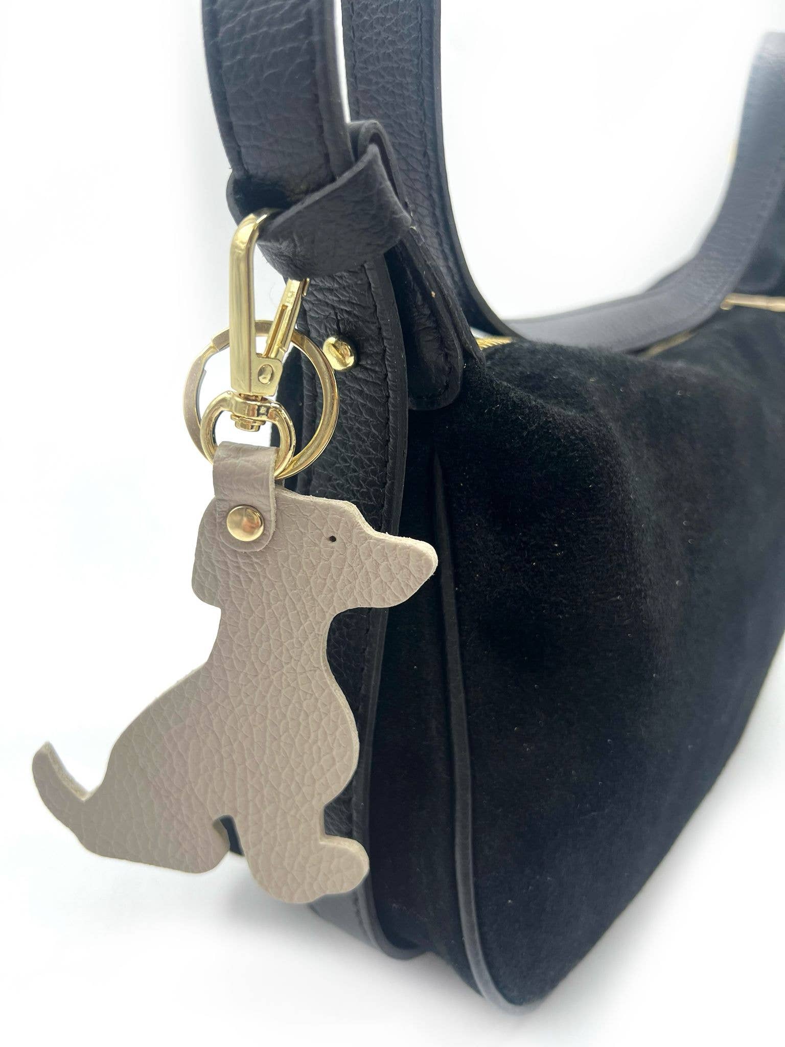 LINETA – wholesale Nyckelringar - Dam – PTC-1 Nyckelring i syntetläder med hundmotiv1