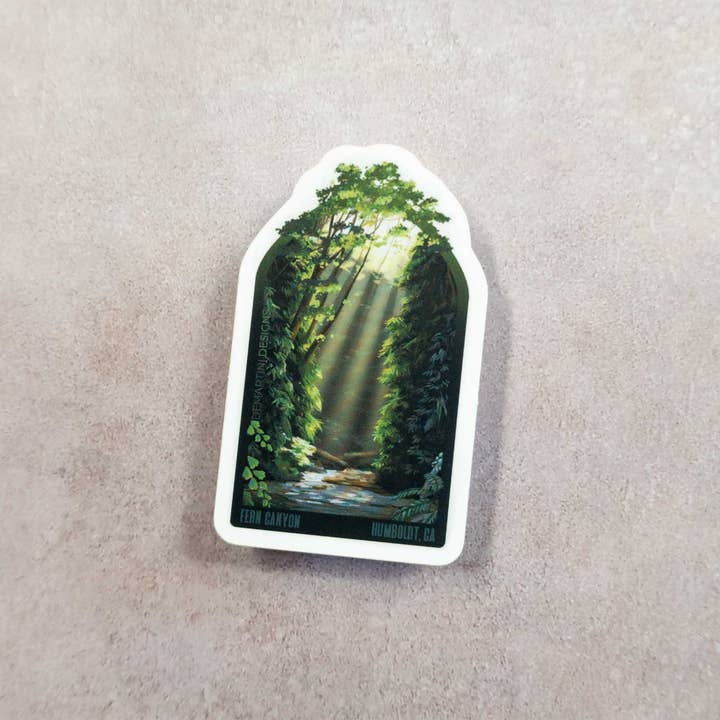 Autocollant en vinyle Fern Canyon pour la vente par DeMartini Designs