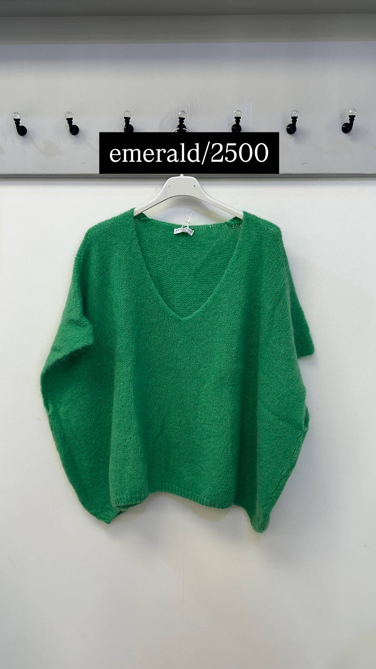 Terminal 1 Clothing - Vendita all'ingrosso Canotta - Donna - Canotta con Spalle Scese in Mohair1