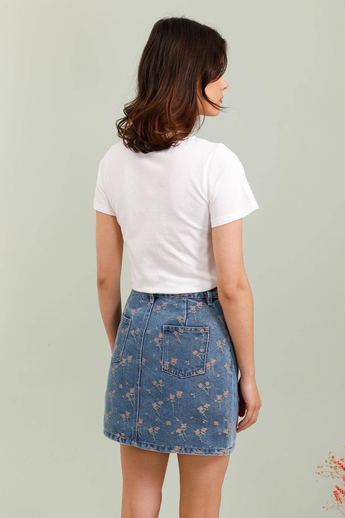 Daphnea - Wholesale T-Shirt - Women's - 32025 DAISY PATCH T-SHIRT3