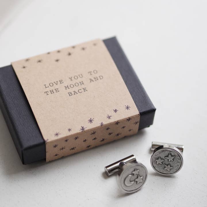 Kutuu – wholesale Cufflinks – 'Love You to the Moon and Back' Cufflinks2