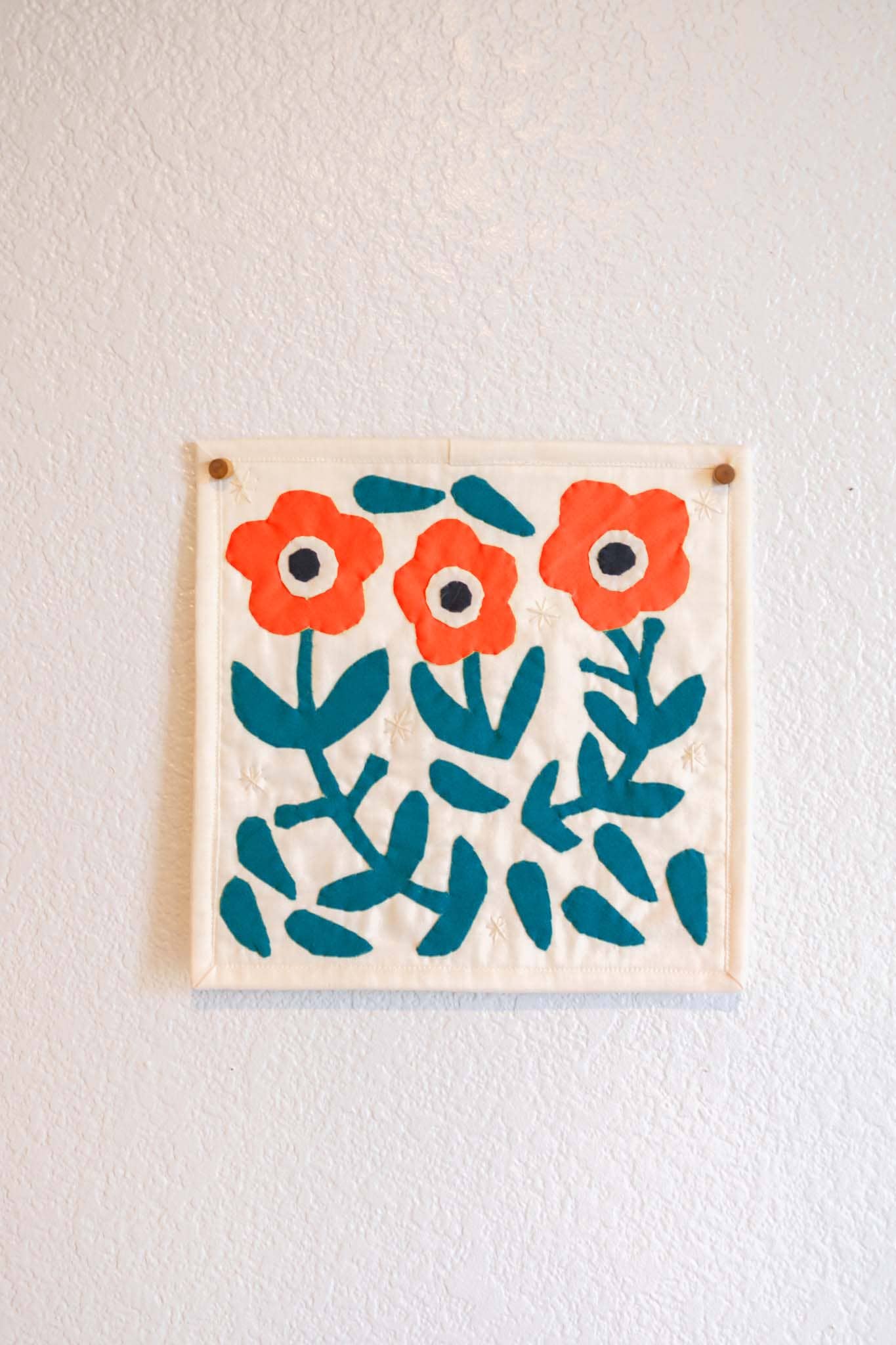 it's all in the stitch - Wholesale DIY Craft Kit - Floral Scene DIY Sewing Kit1