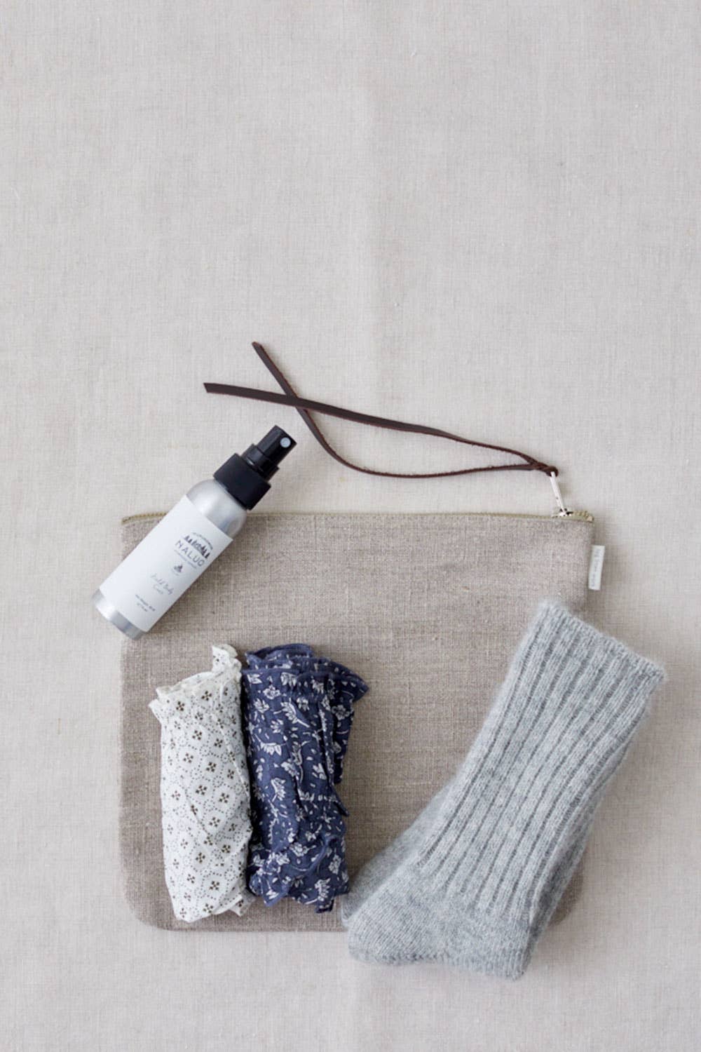 Canna Pouch (L) Natural for wholesale on Faire1