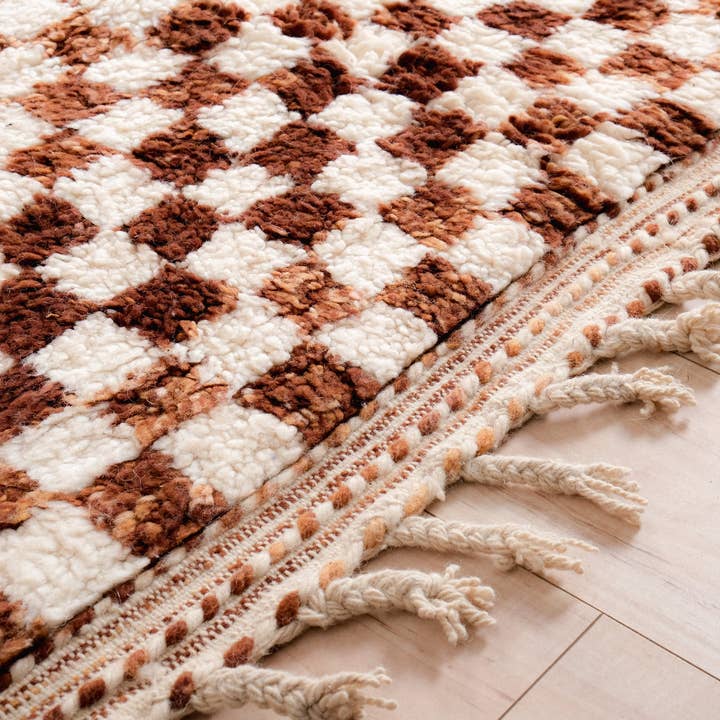 Moroccan Woven Treasures – Engroshandel Løst tæppe – Marokkansk brun Ternet tæppe, Blød uld Stort tæppe6