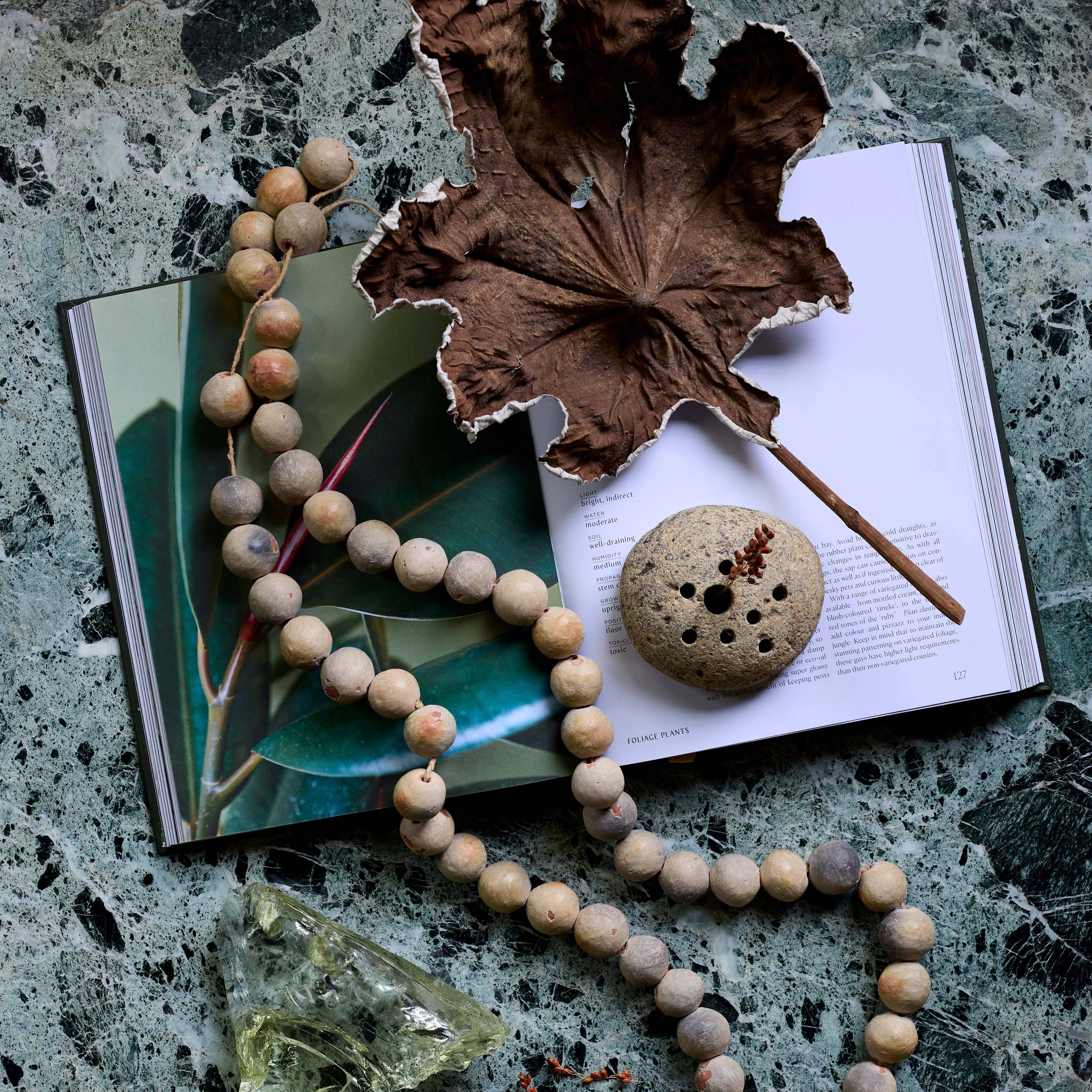 Bloomist – wholesale Decorative tabletop object – Round Stone Frog8