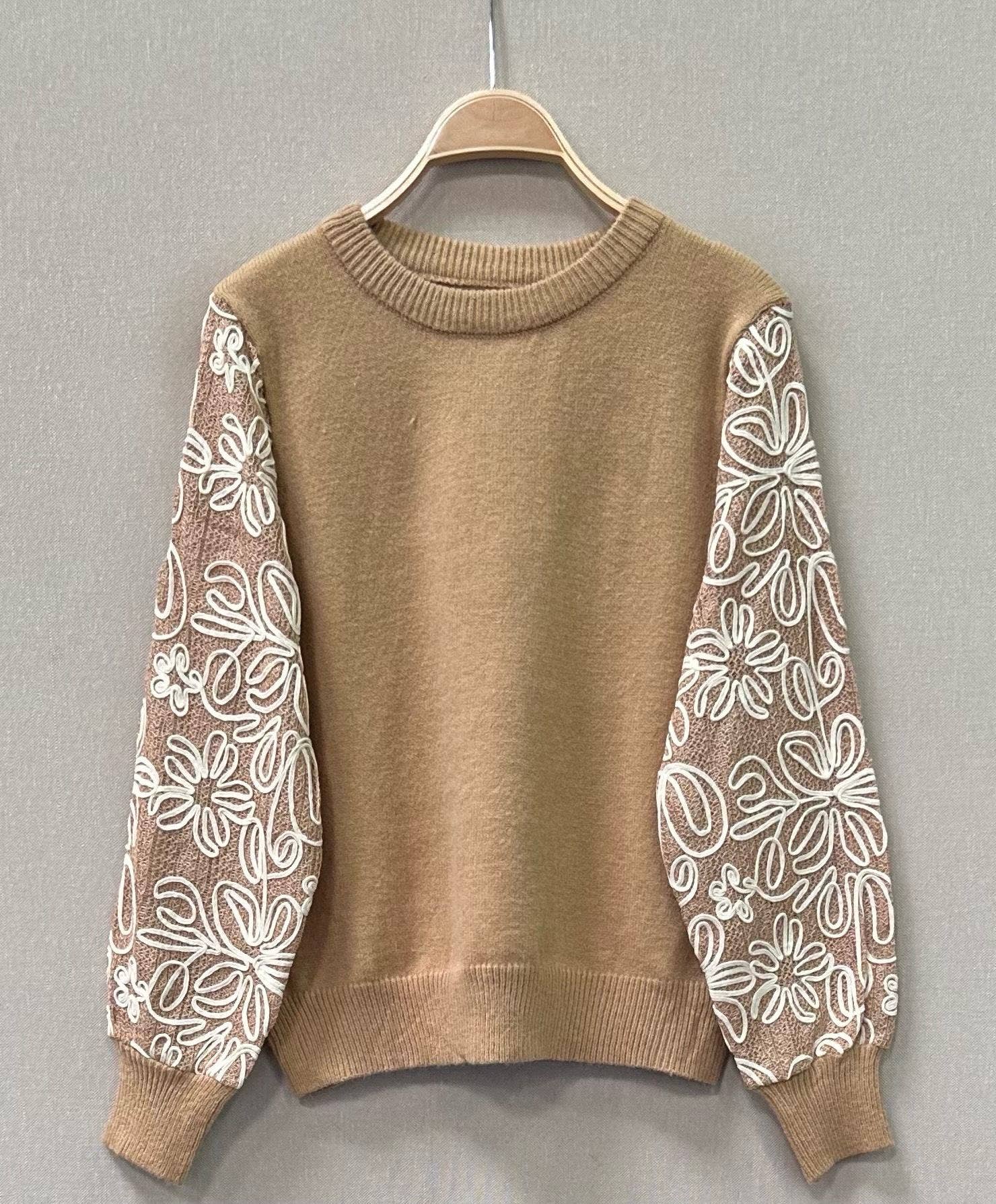 SWEET MAGIC MODA Y COMPLEMENTOS - Wholesale Knit Sweater - Women's - JERSEY WITH DETAILS ON SLEEVES2