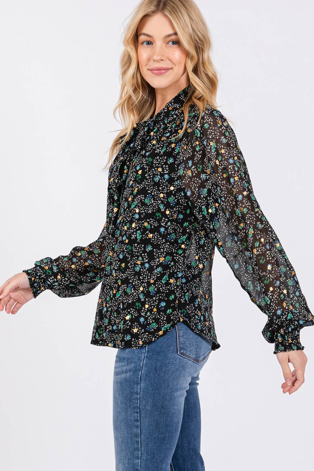 Sage + Fig - Wholesale Blouse - Women's - TIE NECK LONG SLEEVES FLORAL PRINT BLOUSE (ST71038)7