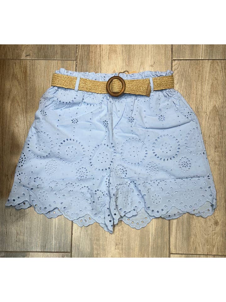 LÉA & LUC - Wholesale Shorts - Women's - Broderie anglaise shorts in 100% cotton REF. 250241